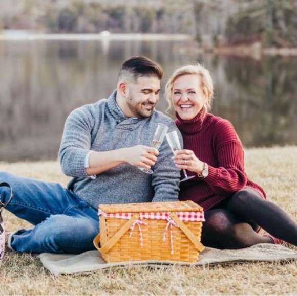 Meet your Posher, Kat - Picture 1 of 1